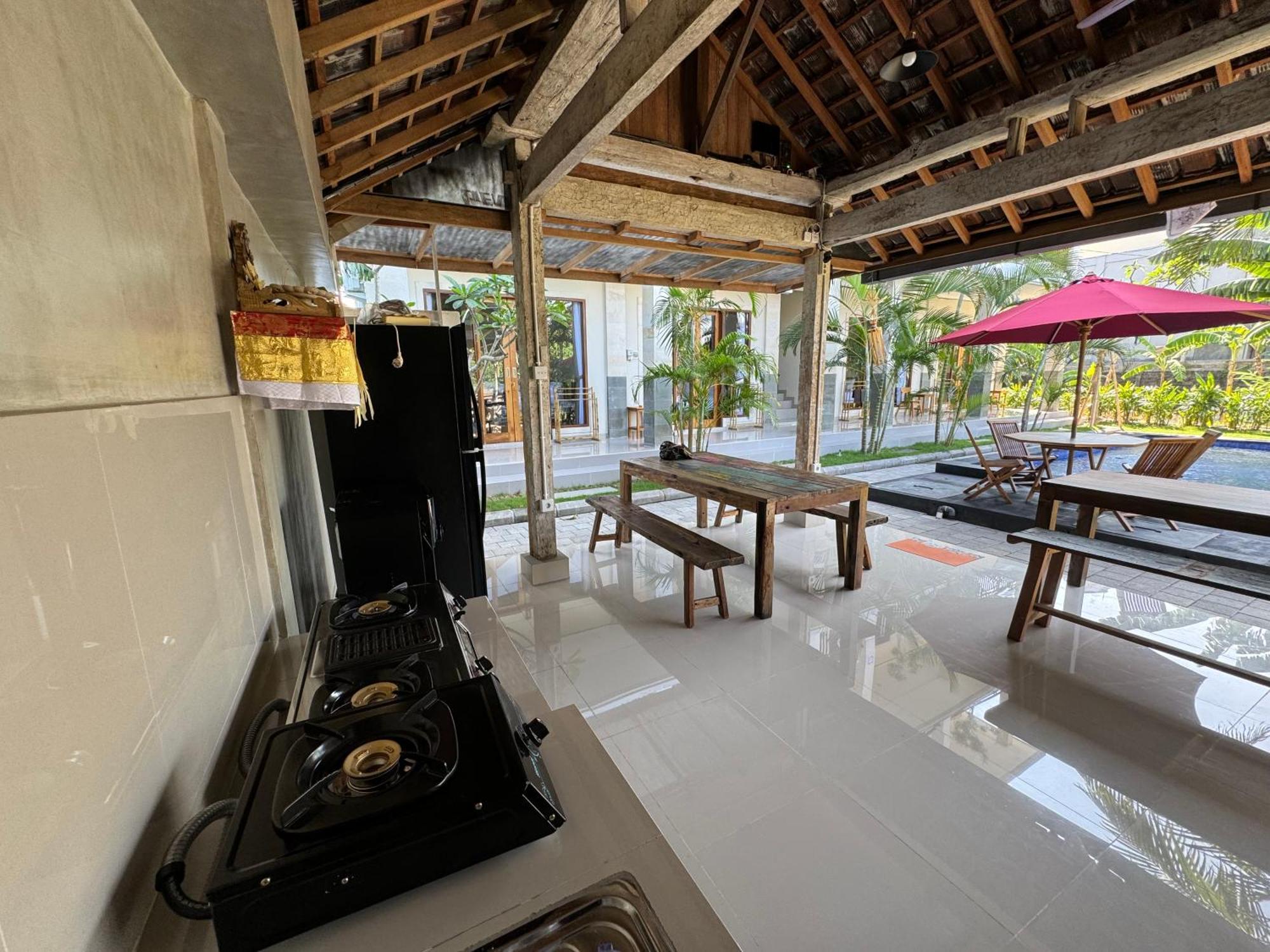 Canggu Nadi 2 Guest House Buitenkant foto