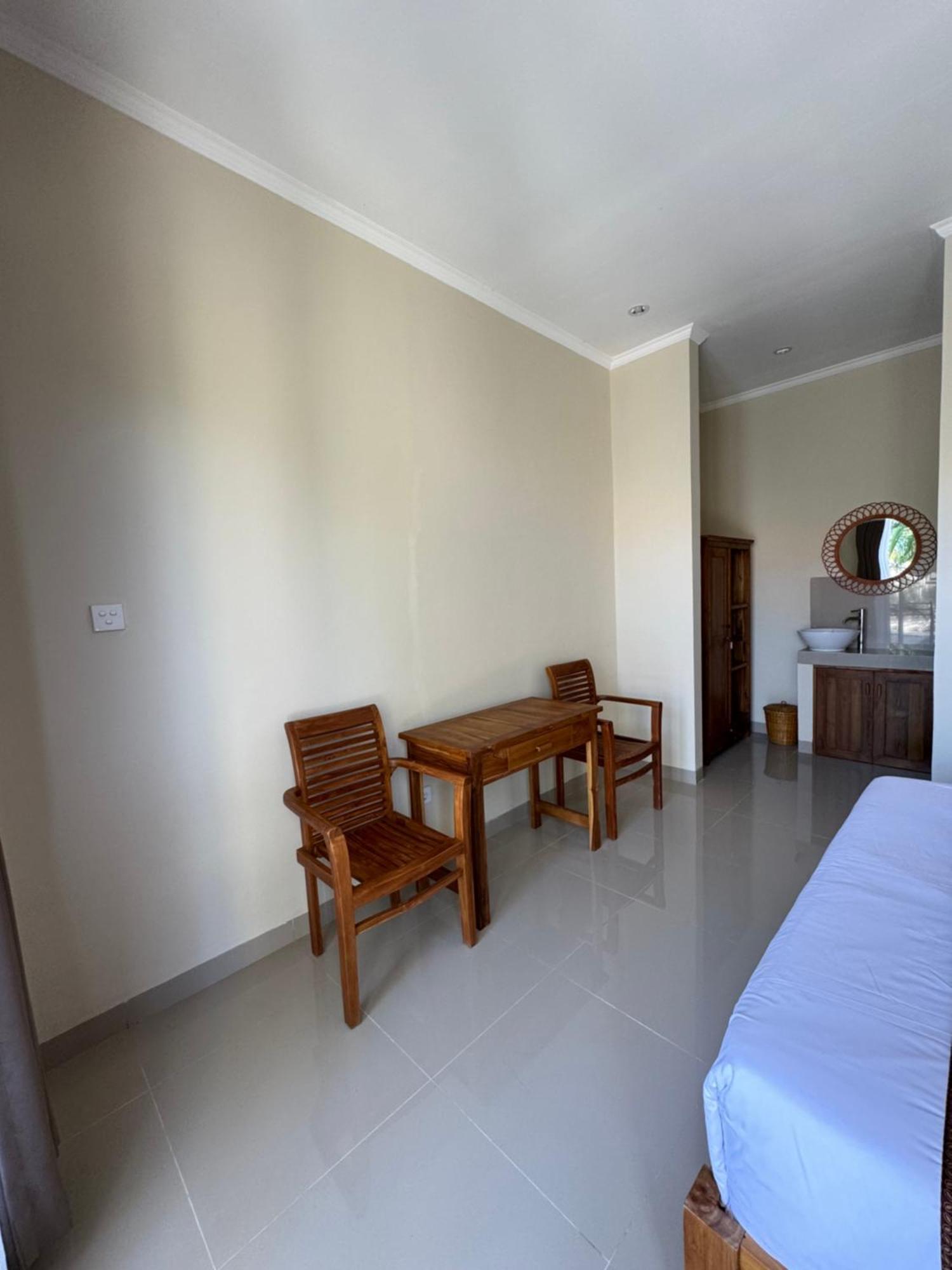 Canggu Nadi 2 Guest House Buitenkant foto
