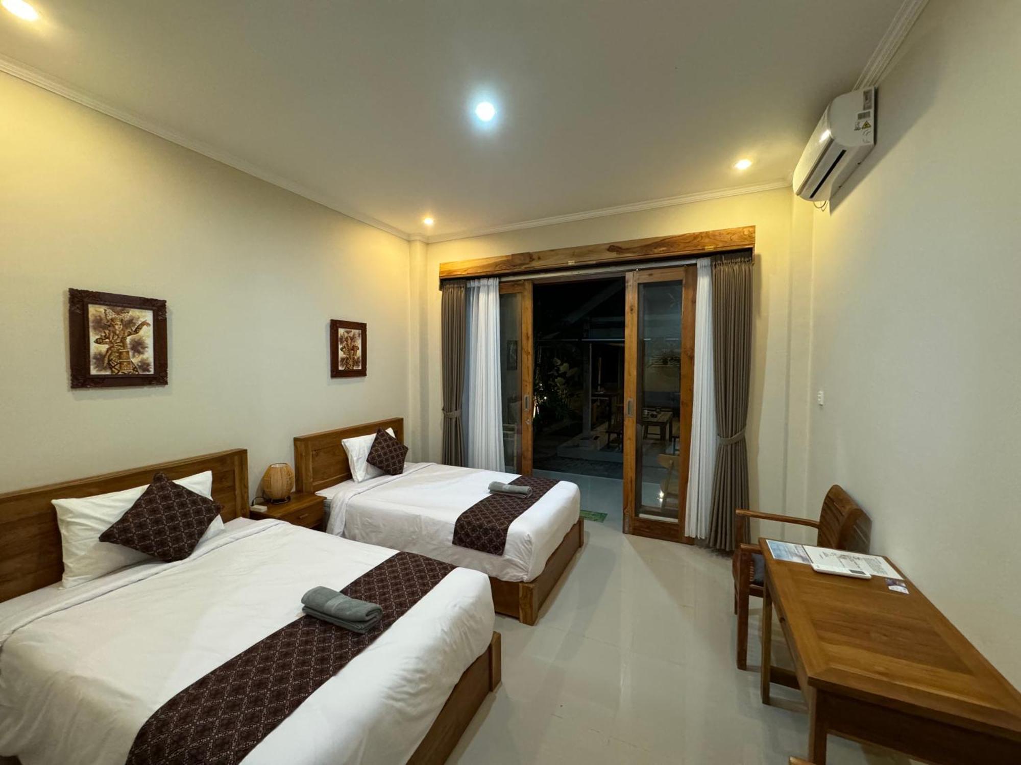 Canggu Nadi 2 Guest House Buitenkant foto